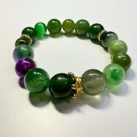 Emerald Forest Bracelet – A gentle walk into the green - Picture 6 of 9